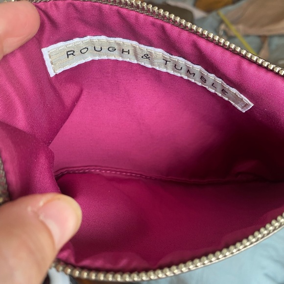 Rough and tumble Alex cases - Picture 3 of 6